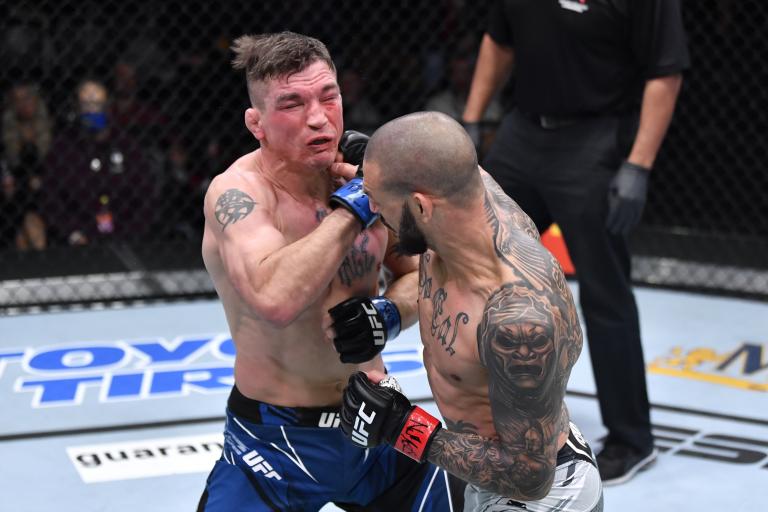Swanson Acaba Con Elkins Por TKO En El 1er Round UFC